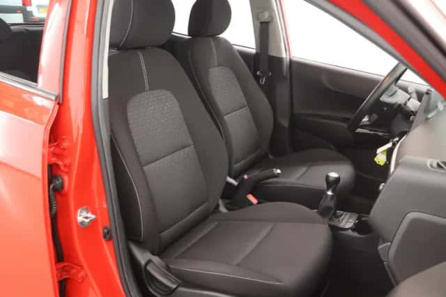 Kia Picanto (2021) thumbnail 10