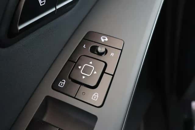 Kia Niro (2025) thumbnail 36