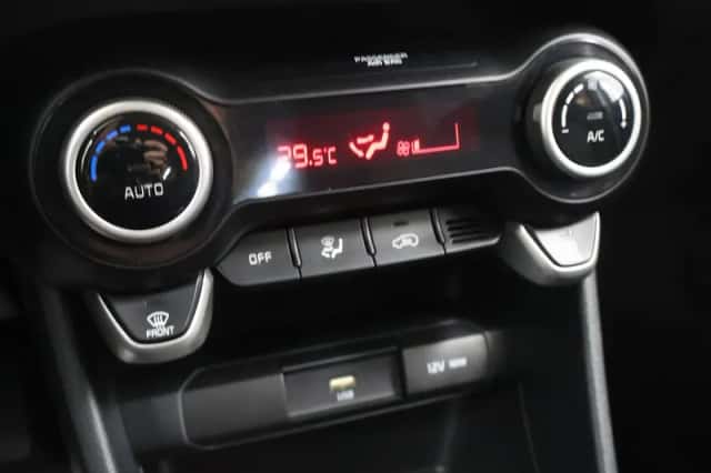 Kia Picanto (2021) thumbnail 20