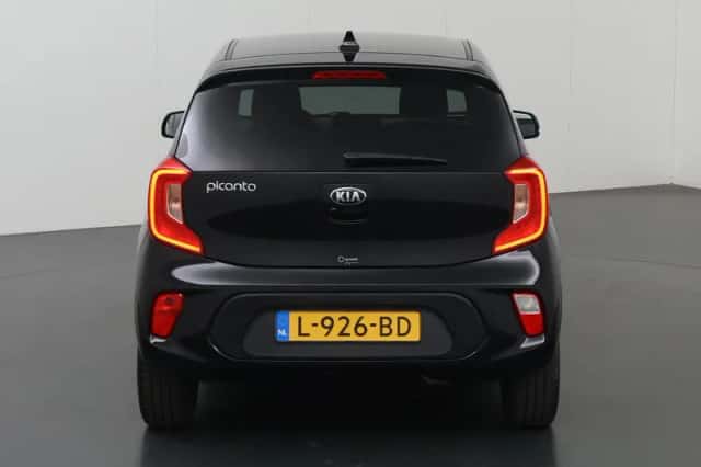 Kia Picanto (2021) thumbnail 4