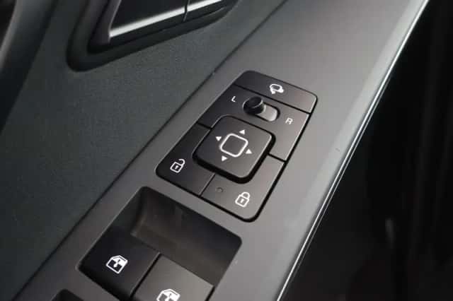 Kia Niro (2024) thumbnail 37