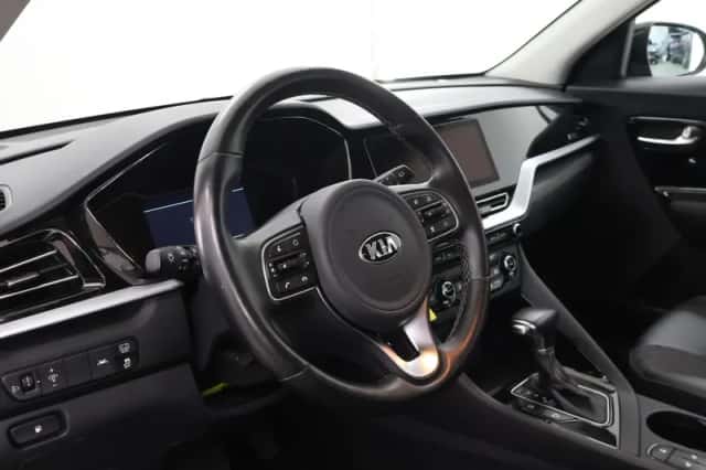 Kia Niro (2021) thumbnail 7