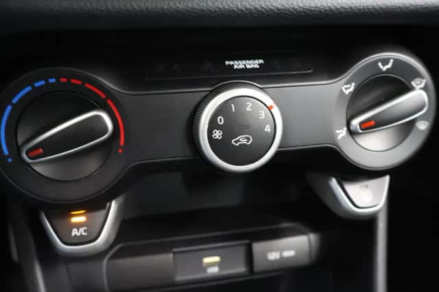 Kia Picanto (2021) thumbnail 19