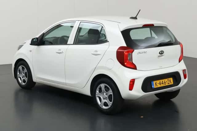 Kia Picanto (2021) thumbnail 22