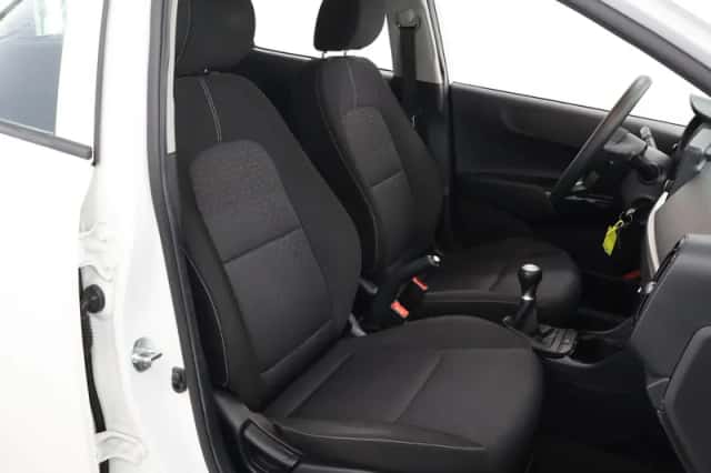 Kia Picanto (2021) thumbnail 10