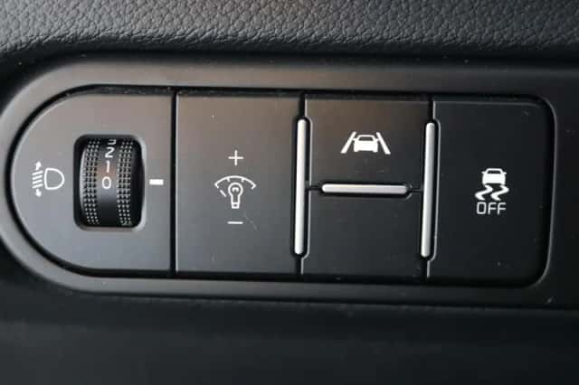 Kia Ceed (2025) thumbnail 14