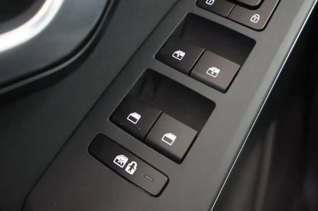 Kia Niro (2025) thumbnail 36
