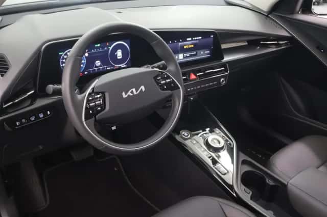 Kia Niro (2025) thumbnail 7