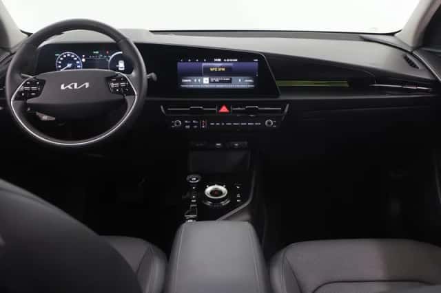 Kia Niro (2025) thumbnail 8
