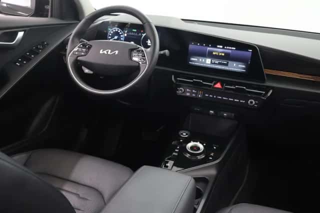 Kia Niro (2025) thumbnail 9