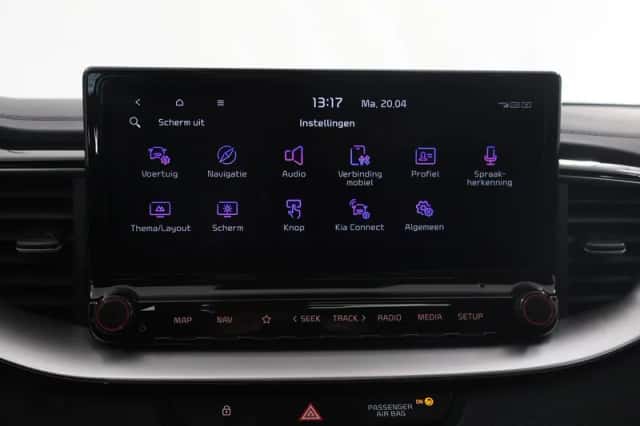 Kia Ceed (2022) thumbnail 18
