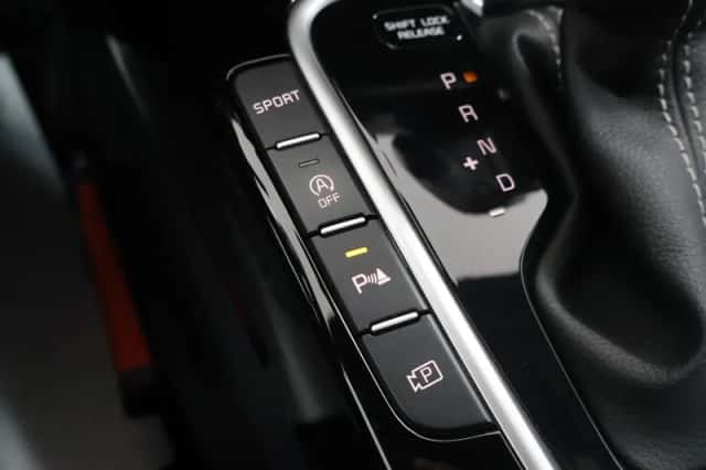 Kia Ceed (2022) thumbnail 21