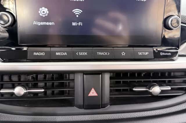 Kia Picanto (2021) thumbnail 16
