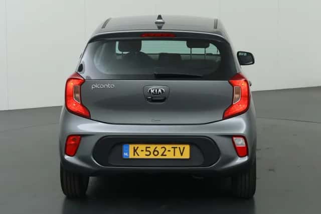 Kia Picanto (2021) thumbnail 4