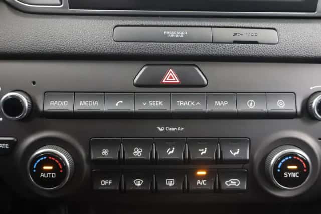 Kia Sportage (2017) thumbnail 19