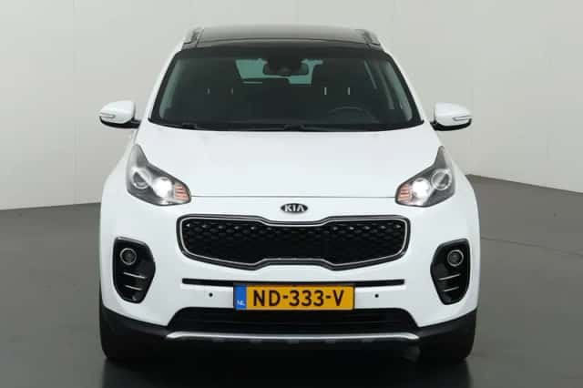 Kia Sportage (2017) thumbnail 3
