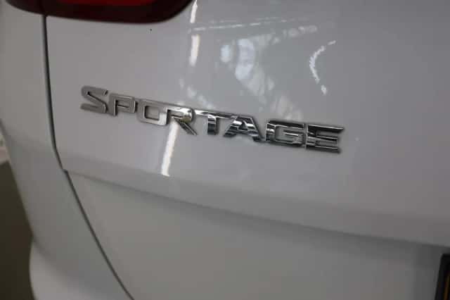 Kia Sportage (2017) thumbnail 37