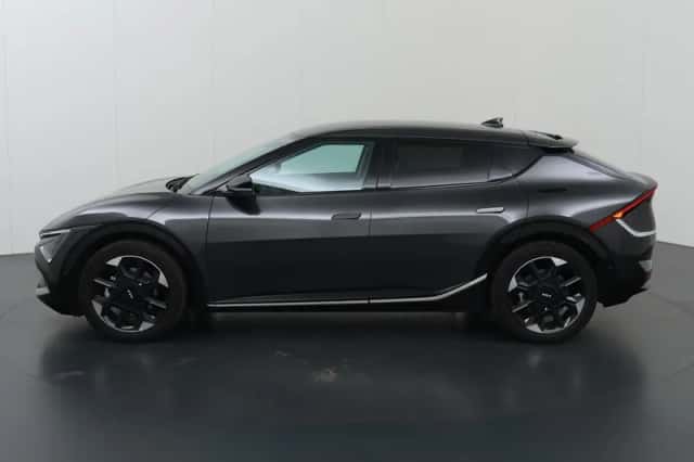 Kia EV6 (2025) thumbnail 5