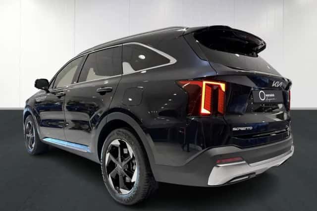 Kia Sorento (2025) thumbnail 16