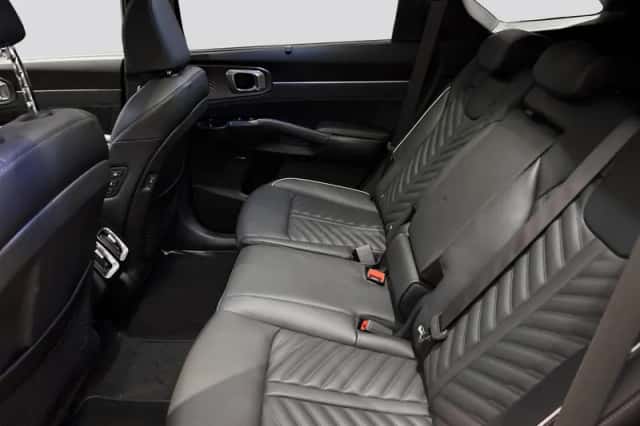 Kia Sorento (2025) thumbnail 10