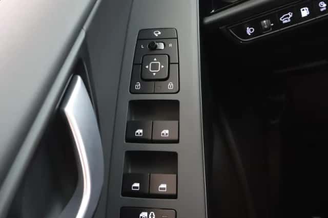Kia Niro (2025) thumbnail 32