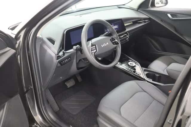 Kia Niro (2025) thumbnail 7