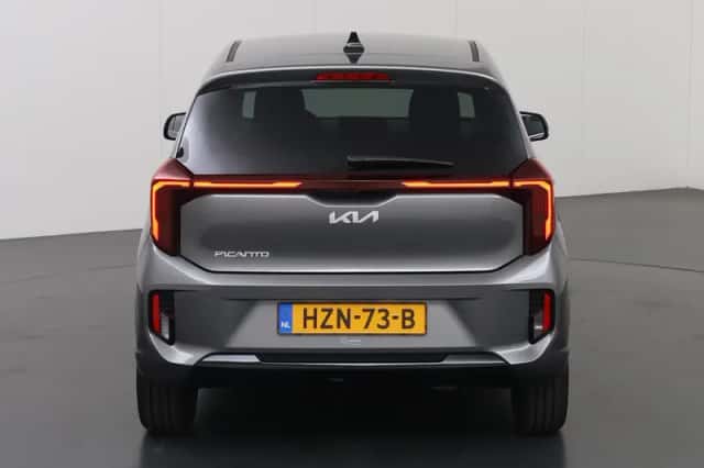 Kia Picanto (2025) thumbnail 4