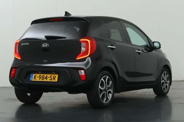 Kia Picanto (2021) thumbnail 2