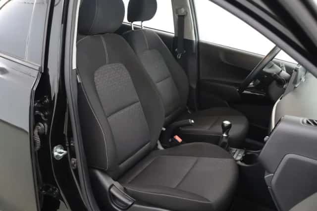 Kia Picanto (2021) thumbnail 10