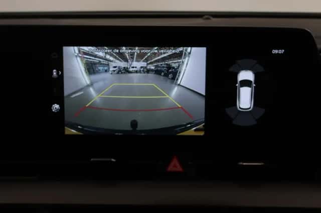 Kia Sportage (2022) thumbnail 16