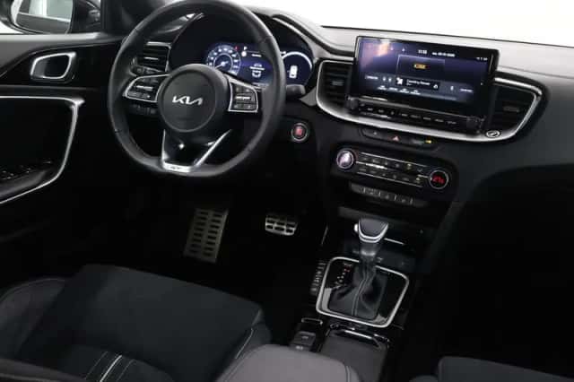 Kia Ceed Sportswagon (2025) thumbnail 9