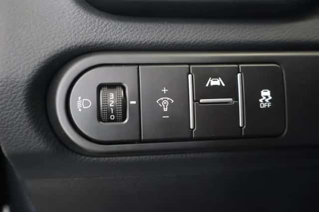 Kia Ceed (2024) thumbnail 34