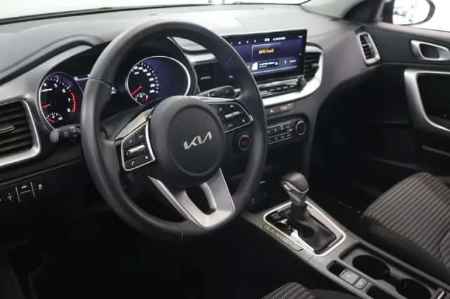 Kia Ceed (2024) thumbnail 7