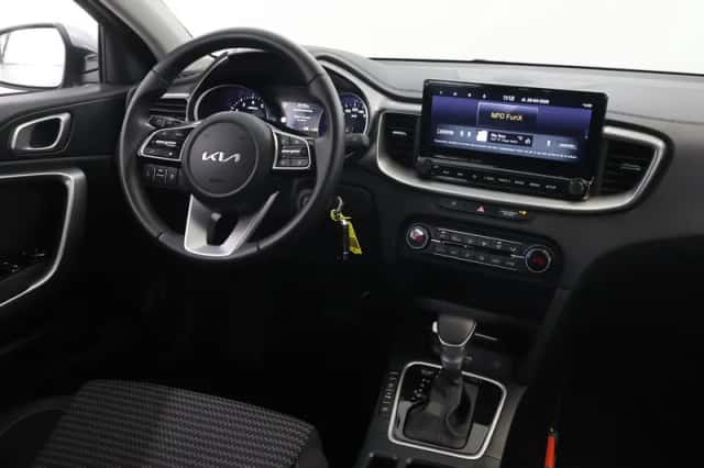 Kia Ceed (2024) thumbnail 9