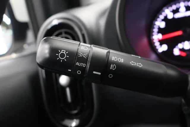 Kia Picanto (2022) thumbnail 30