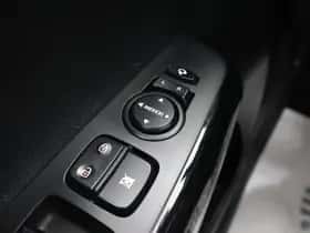 Kia Picanto (2022) thumbnail 32
