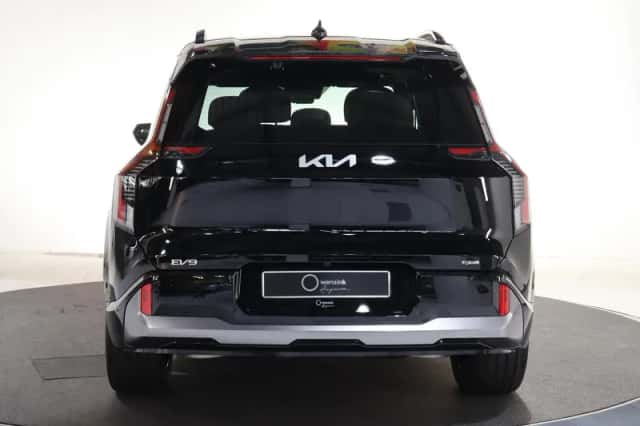 Kia EV9 (2026) thumbnail 4