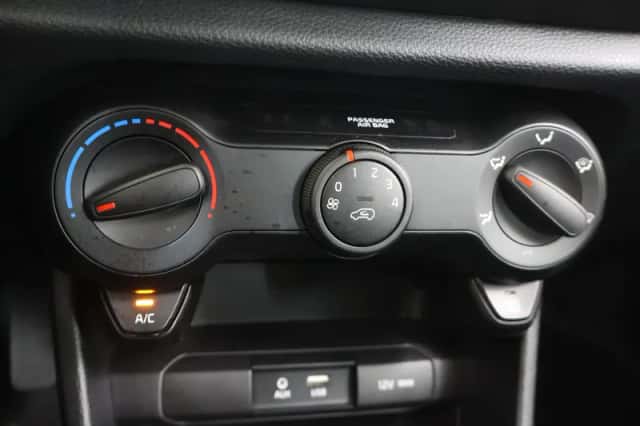Kia Picanto (2020) thumbnail 21