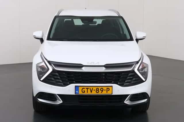 Kia Sportage (2024) thumbnail 3