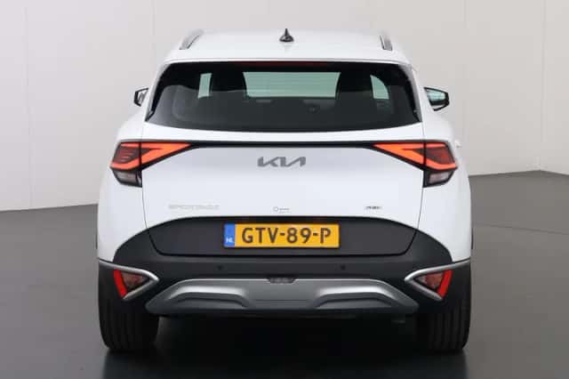 Kia Sportage (2024) thumbnail 4
