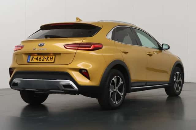 Kia XCeed (2021) thumbnail 2