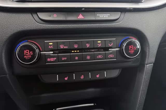 Kia XCeed (2021) thumbnail 19
