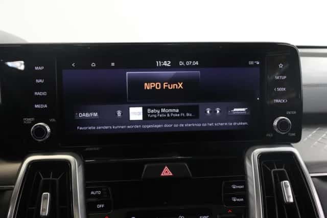 Kia Sorento (2021) thumbnail 18