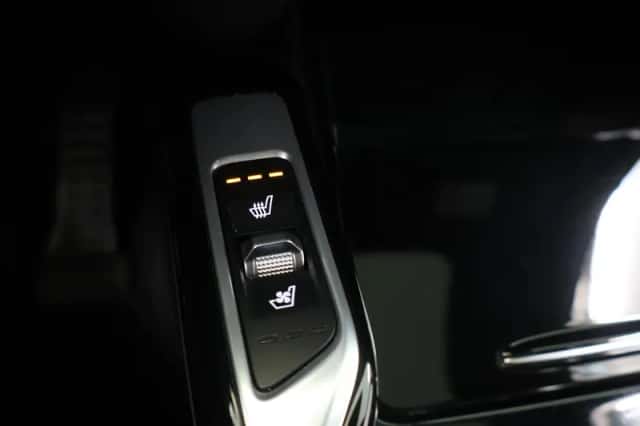 Kia Sorento (2021) thumbnail 25