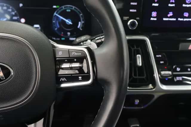 Kia Sorento (2021) thumbnail 33