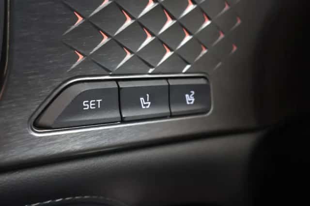 Kia Sorento (2021) thumbnail 37