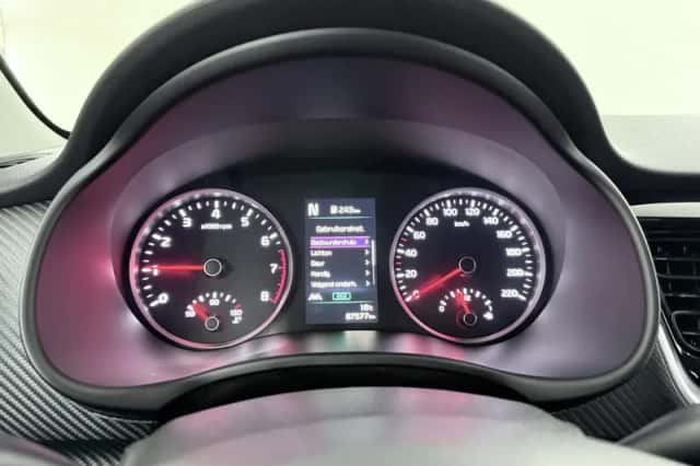 Kia Stonic (2021) thumbnail 12