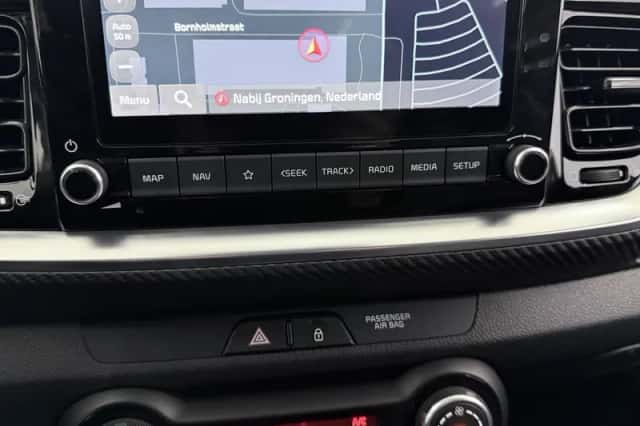 Kia Stonic (2021) thumbnail 19
