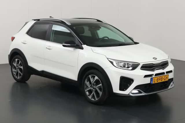 Kia Stonic (2021) thumbnail 23