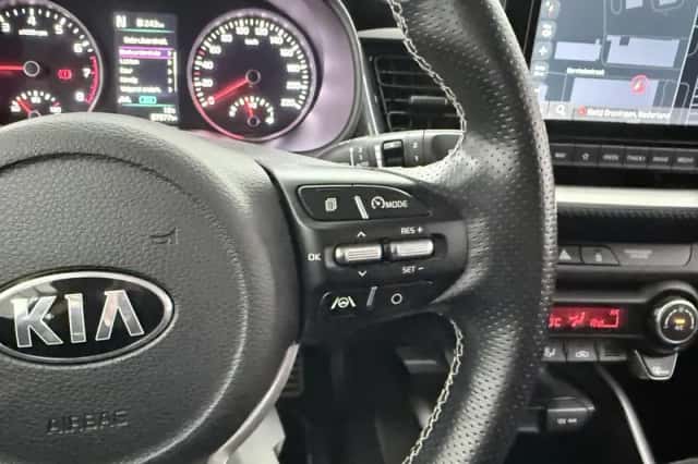 Kia Stonic (2021) thumbnail 27